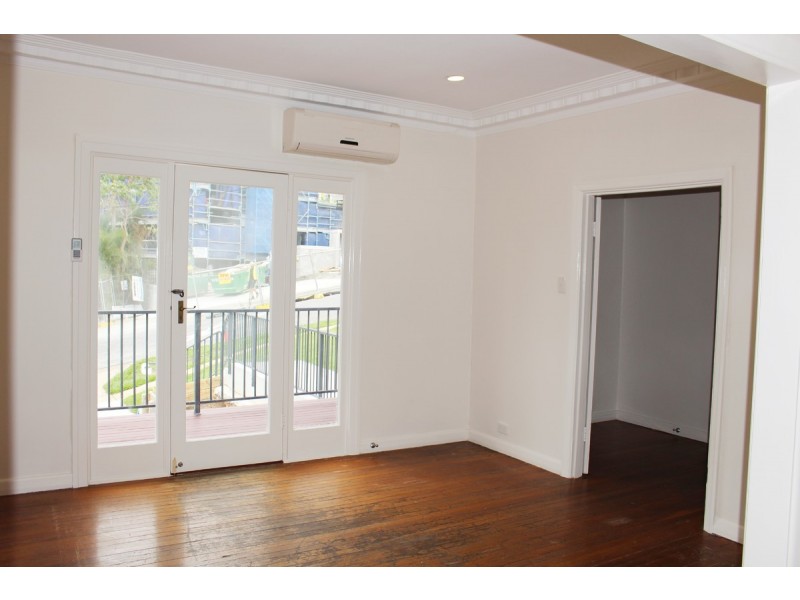 53 Bellevue Terrace, St Lucia QLD 4067
