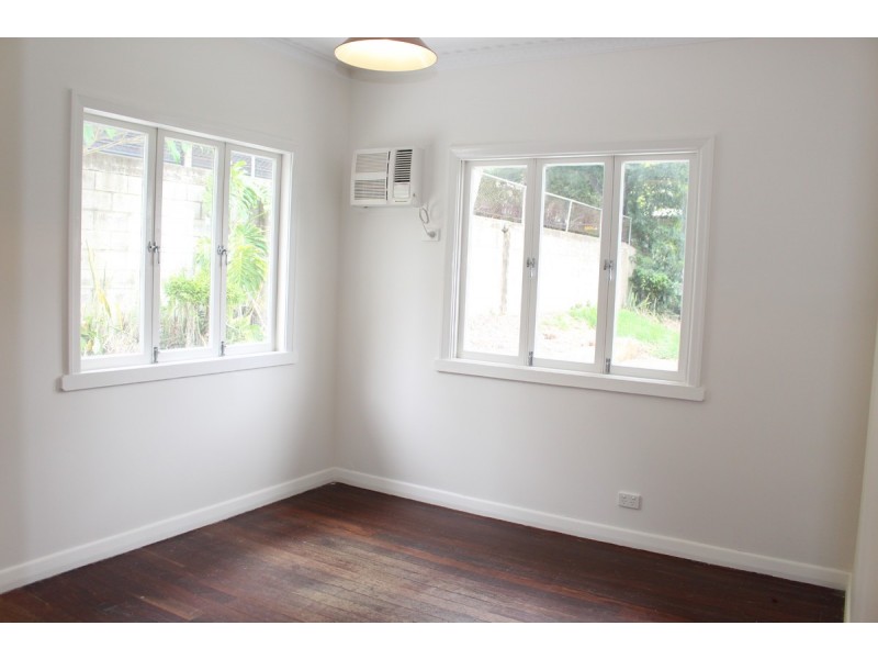 53 Bellevue Terrace, St Lucia QLD 4067
