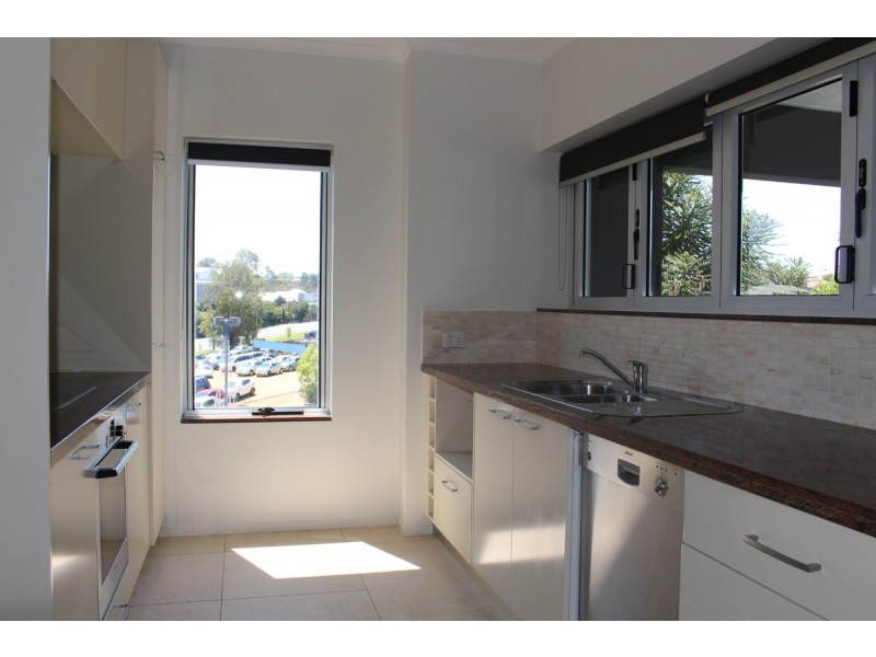 4/8 Underhill Avenue, Indooroopilly QLD 4068