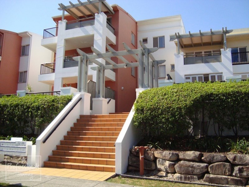 2/32 Lissner Street, Toowong QLD 4066