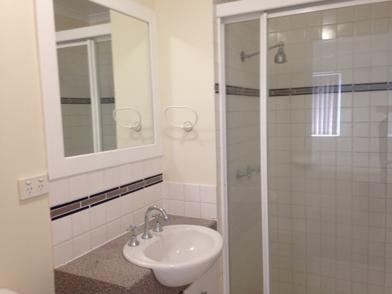 2/32 Lissner Street, Toowong QLD 4066