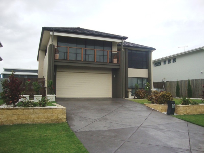 65 Sinnamon Road, Sinnamon Park QLD 4073