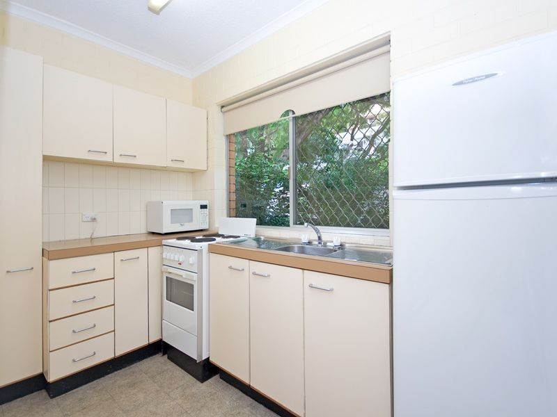 6/104 Gailey Road, St Lucia QLD 4067