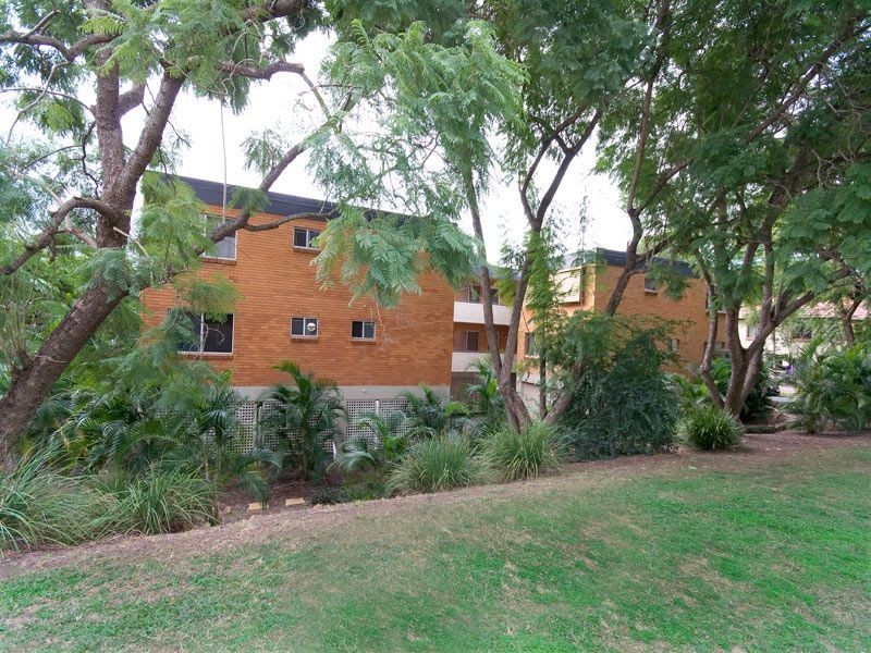 6/104 Gailey Road, St Lucia QLD 4067