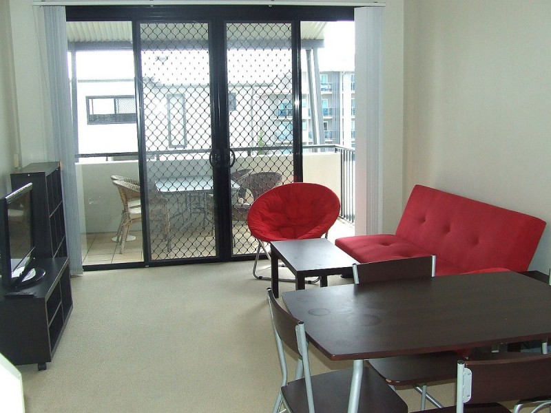 33/60 Sherwood Road, Toowong QLD 4066