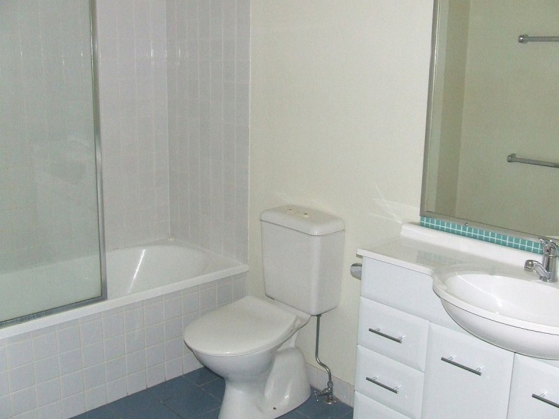 33/60 Sherwood Road, Toowong QLD 4066