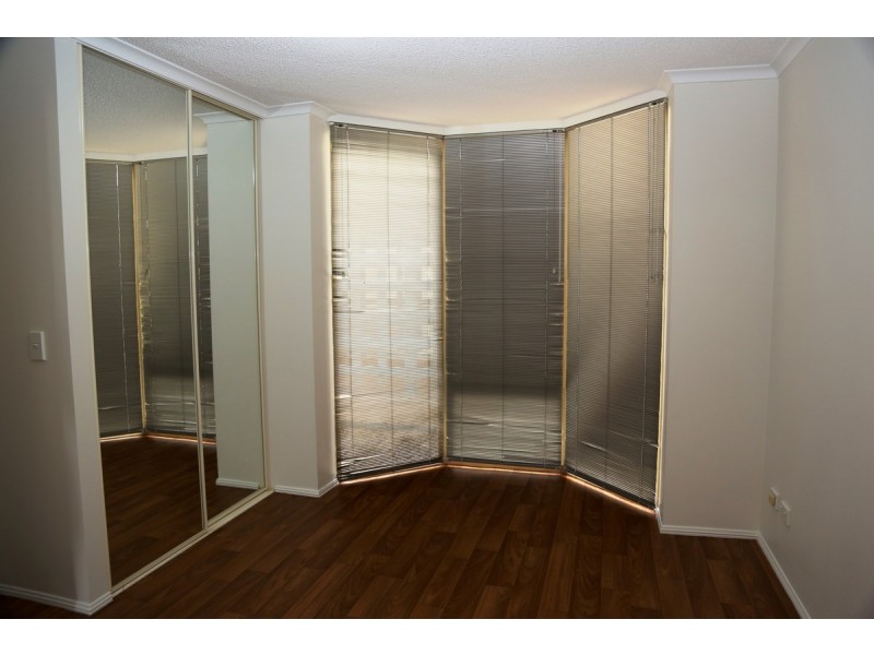 3/15 Clarence Road, Indooroopilly QLD 4068