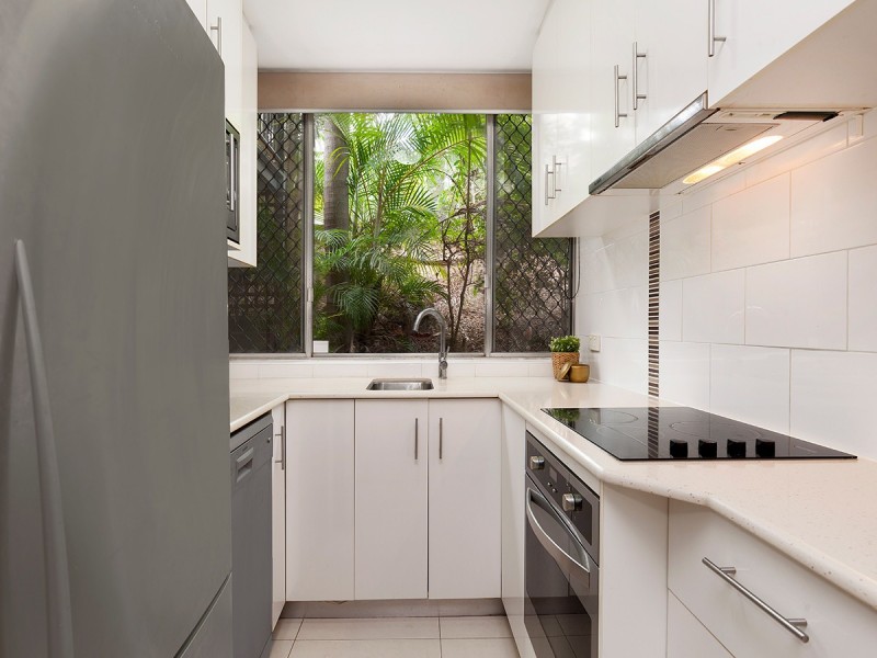 1/34 Elizabeth Street, Toowong QLD 4066