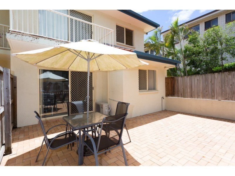 1/58 Mitre Street, St Lucia QLD 4067