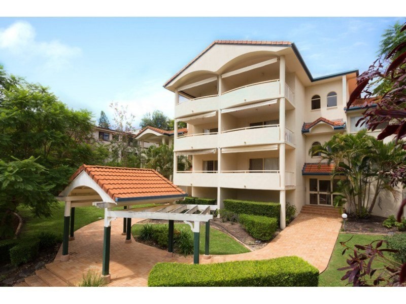 1/58 Mitre Street, St Lucia QLD 4067