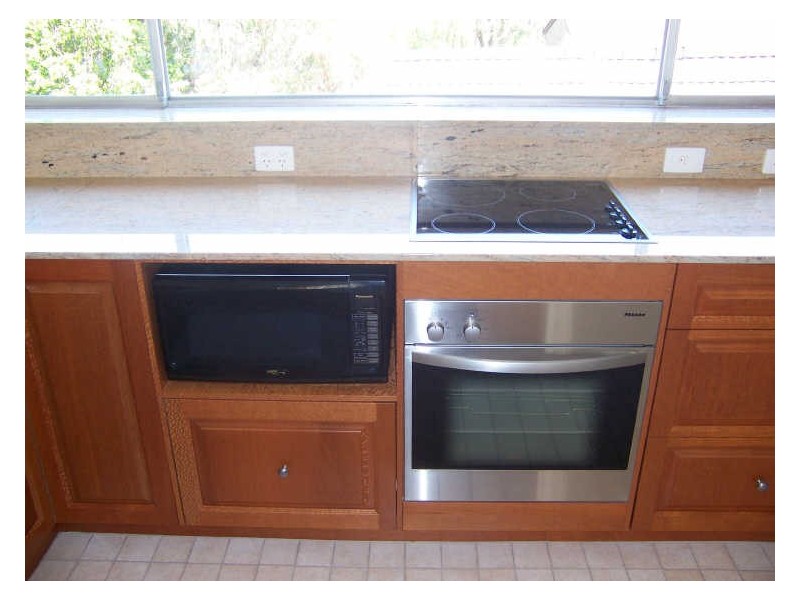 3/18 Holmes Street, Toowong QLD 4066