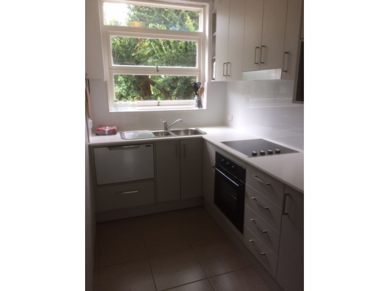 3/74 Highland Terrace, St Lucia QLD 4067