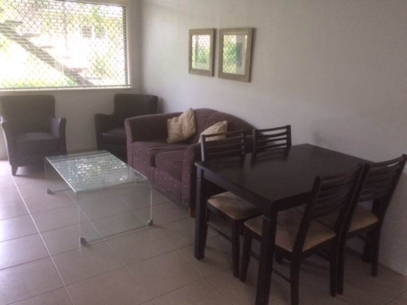 3/74 Highland Terrace, St Lucia QLD 4067