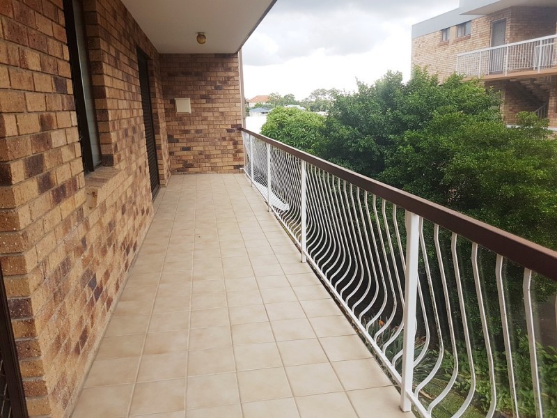 2/33 Grove Street, Toowong QLD 4066