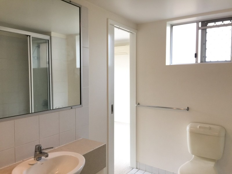 1/20 Augustus Street, Toowong QLD 4066