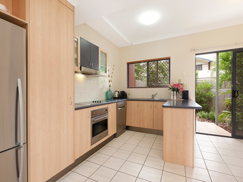 5/34 Warren Street, St Lucia QLD 4067