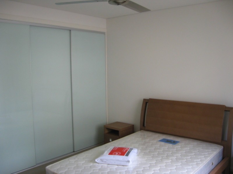 61 Douglas Street, St Lucia QLD 4067