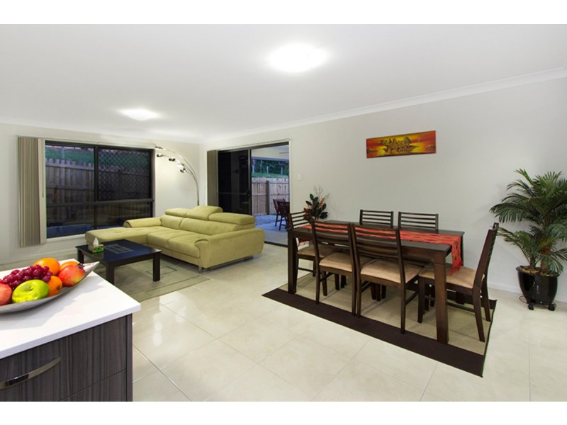 16 Stanaway Place, Bellbowrie QLD 4070