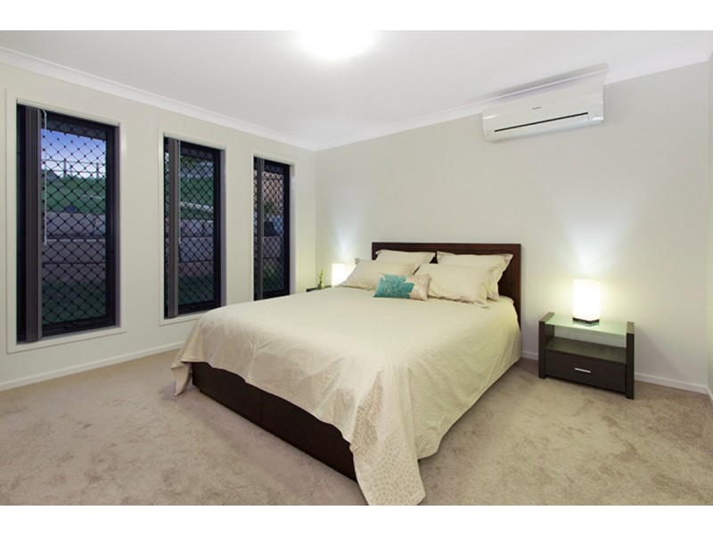 16 Stanaway Place, Bellbowrie QLD 4070