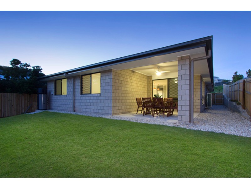 16 Stanaway Place, Bellbowrie QLD 4070