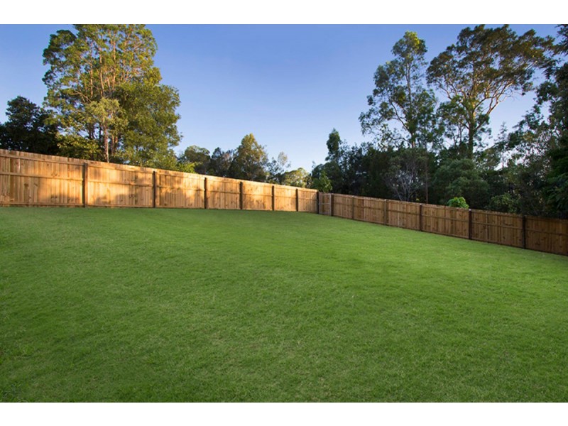 16 Stanaway Place, Bellbowrie QLD 4070