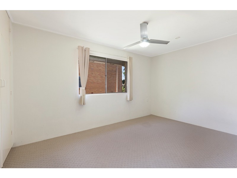 4/25 Raven Street, St Lucia QLD 4067