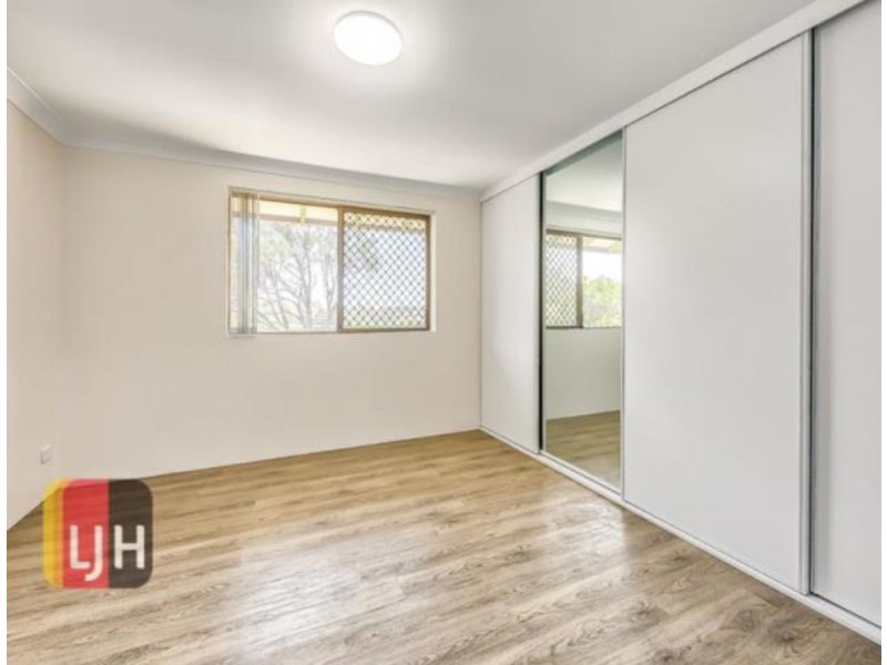 11/5 Ada Street, Taringa QLD 4068
