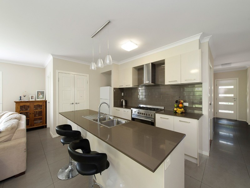 24 McGrath Court, Moggill QLD 4070