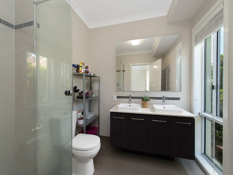 24 McGrath Court, Moggill QLD 4070