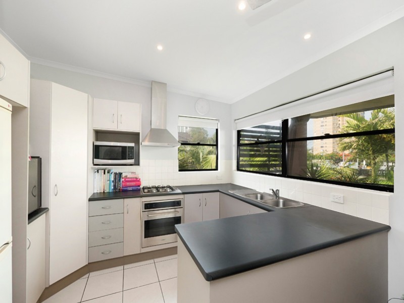 2/67 Benson Street, Toowong QLD 4066