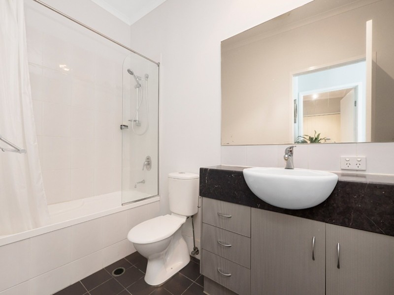 2/67 Benson Street, Toowong QLD 4066