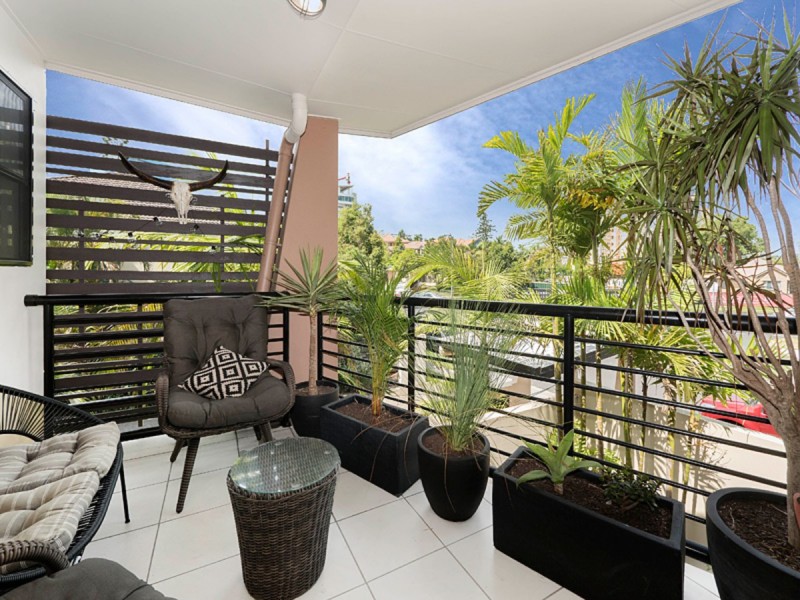 2/67 Benson Street, Toowong QLD 4066