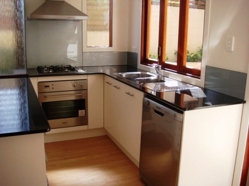 13 Wells Lane, Toowong QLD 4066