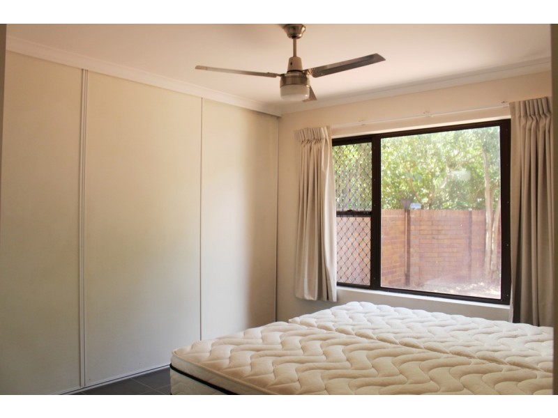 22/26 Carr Street, St Lucia QLD 4067