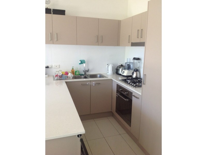 5/118 Carmody Road, St Lucia QLD 4067