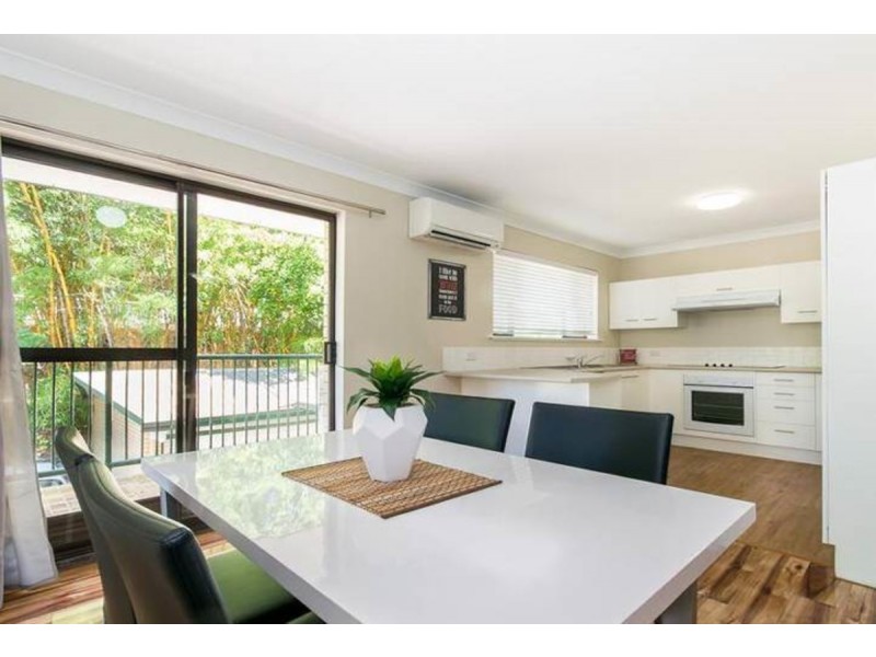 3/35 Durham Street, St Lucia QLD 4067