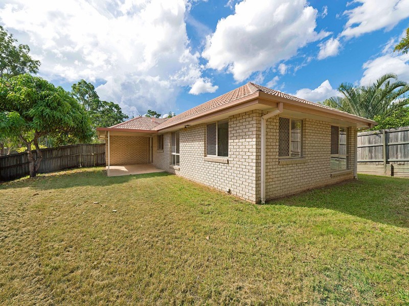 11 Carabeen Street, Bellbowrie QLD 4070