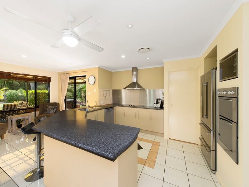 31 Glenwood Place, Moggill QLD 4070
