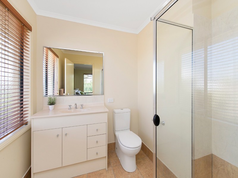 31 Glenwood Place, Moggill QLD 4070