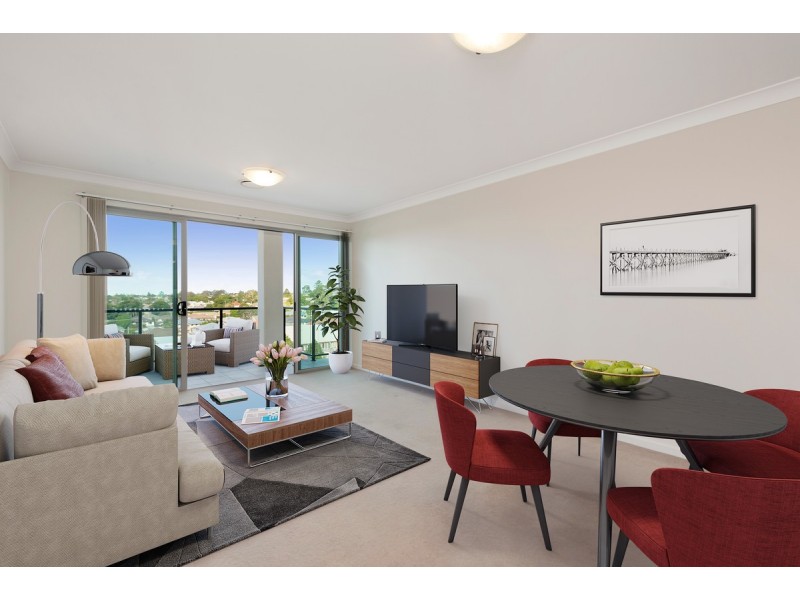 704/1 Kingsmill Street, Chermside QLD 4032