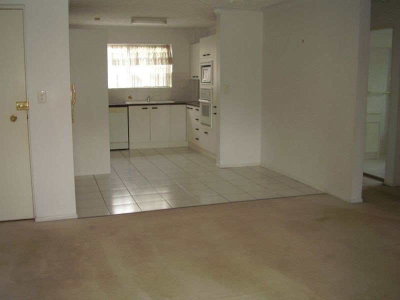 2/27 Cadell Street, Toowong QLD 4066