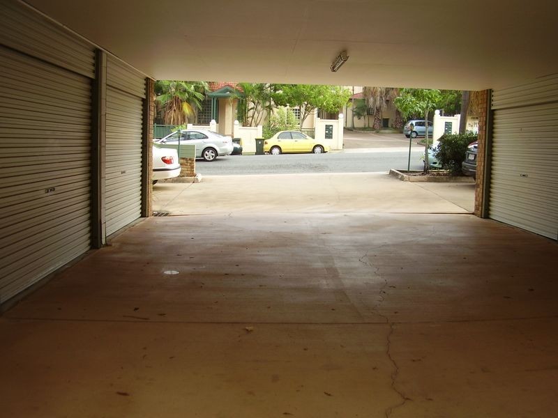 2/27 Cadell Street, Toowong QLD 4066
