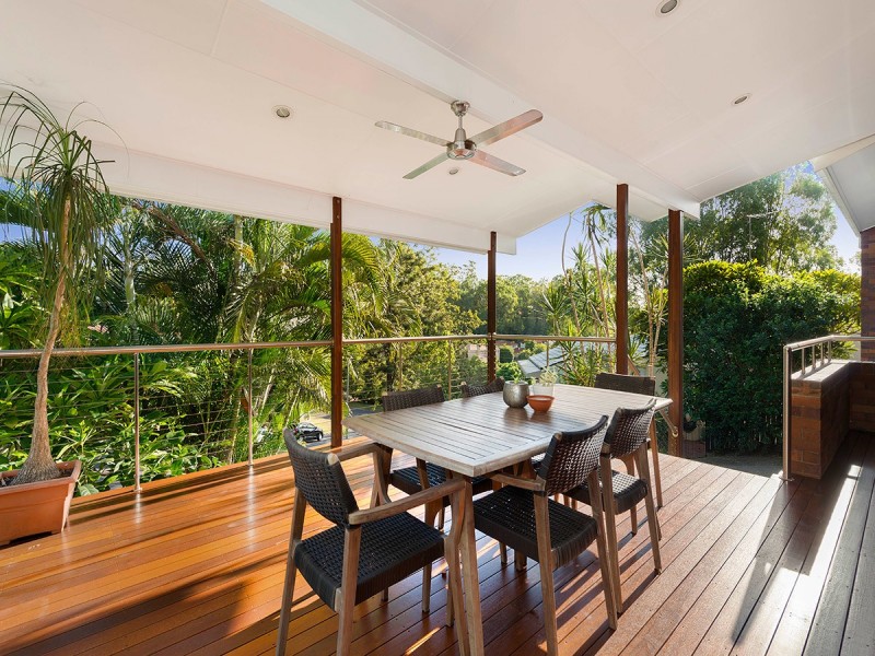 40 Fairweather Street, Kenmore QLD 4069