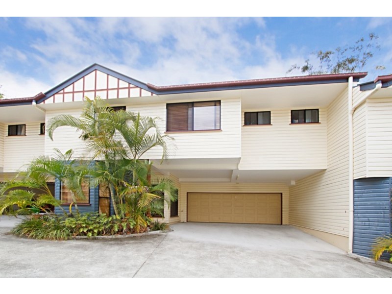 5/56 Central Avenue, Indooroopilly QLD 4068