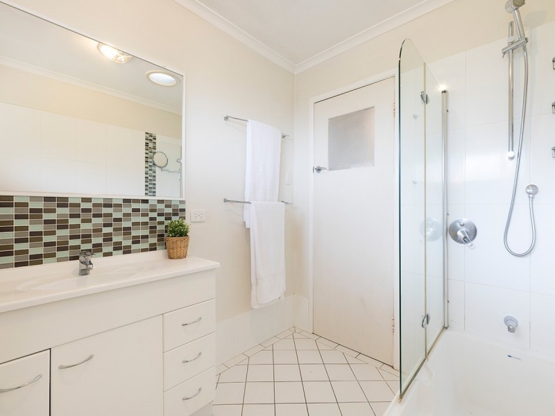 171 Appleby Road, Stafford Heights QLD 4053