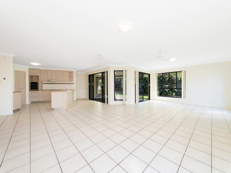 134 Joseph Avenue, Moggill QLD 4070