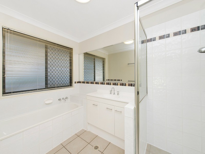 134 Joseph Avenue, Moggill QLD 4070