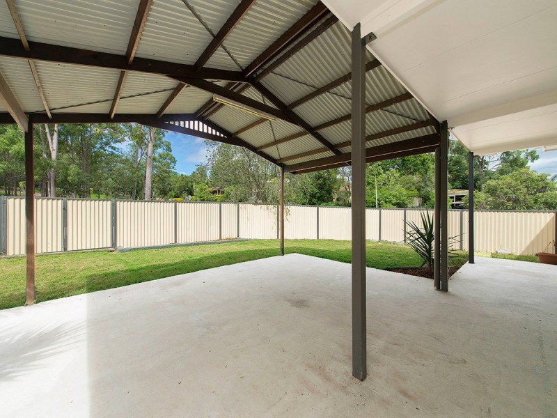 45 Mazzard Street, Bellbowrie QLD 4070