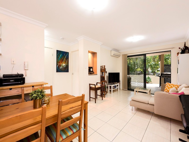 4/22 Cadell Street, Toowong QLD 4066