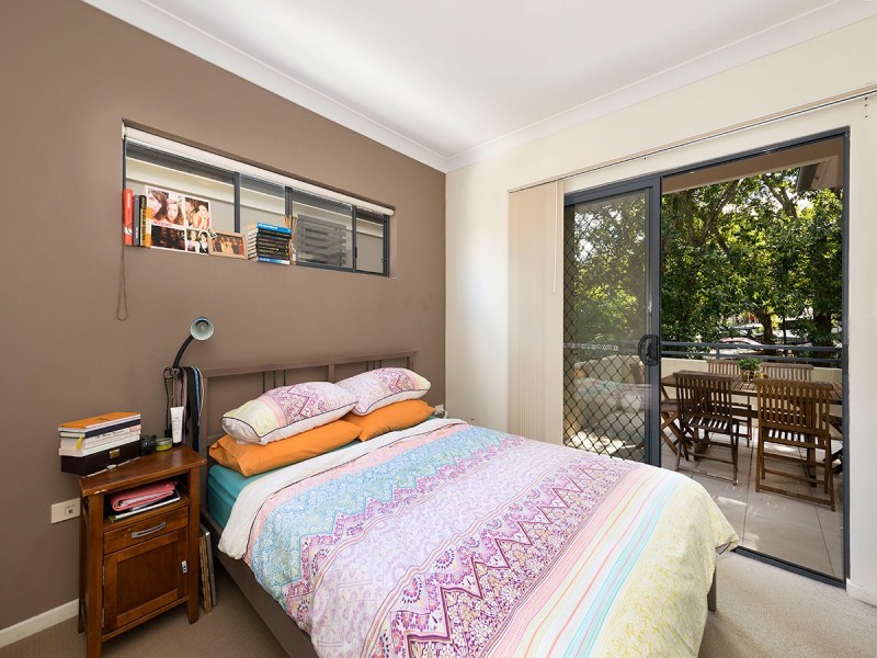4/22 Cadell Street, Toowong QLD 4066